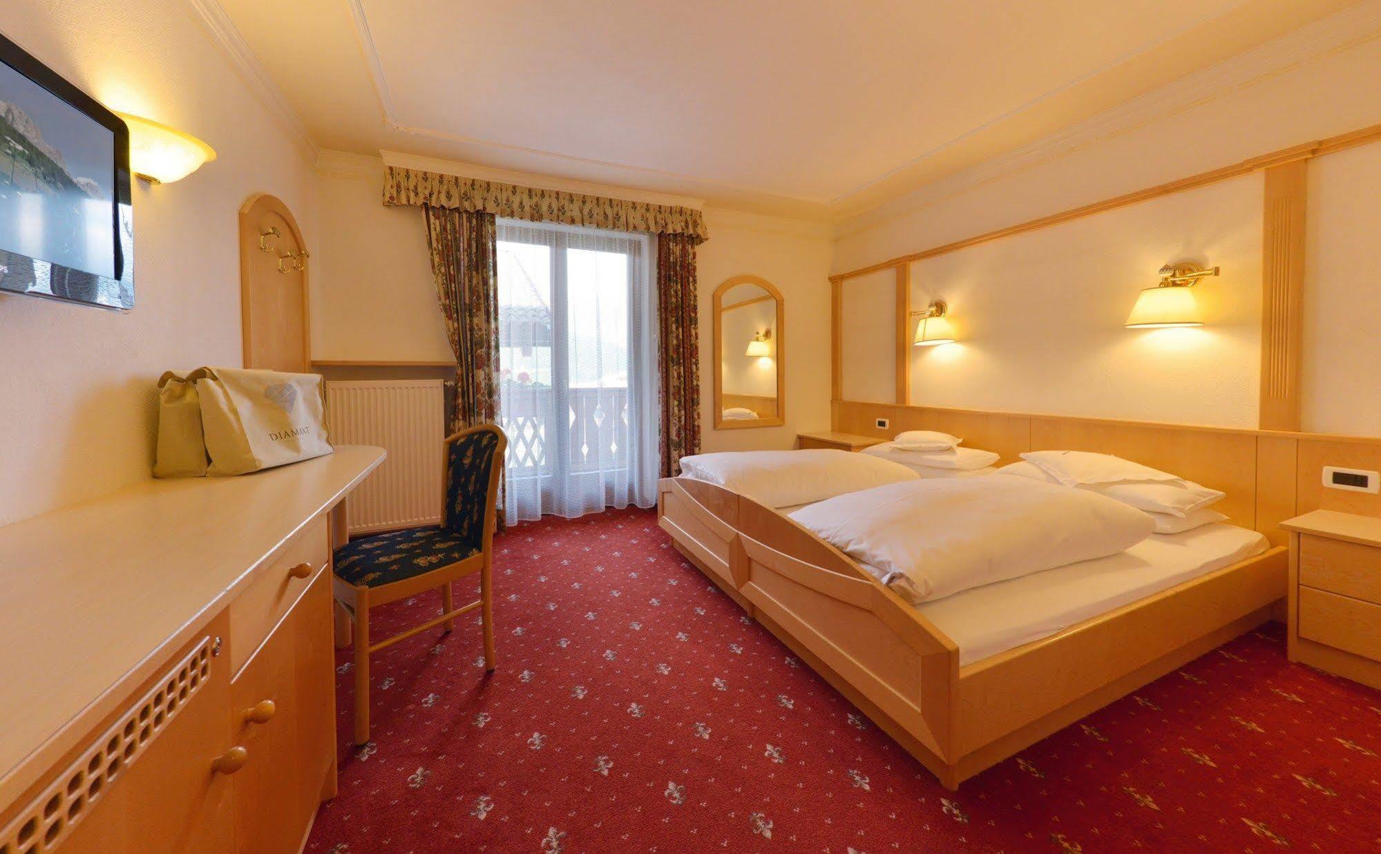 Hotel Diamant San Cassiano  Exterior photo
