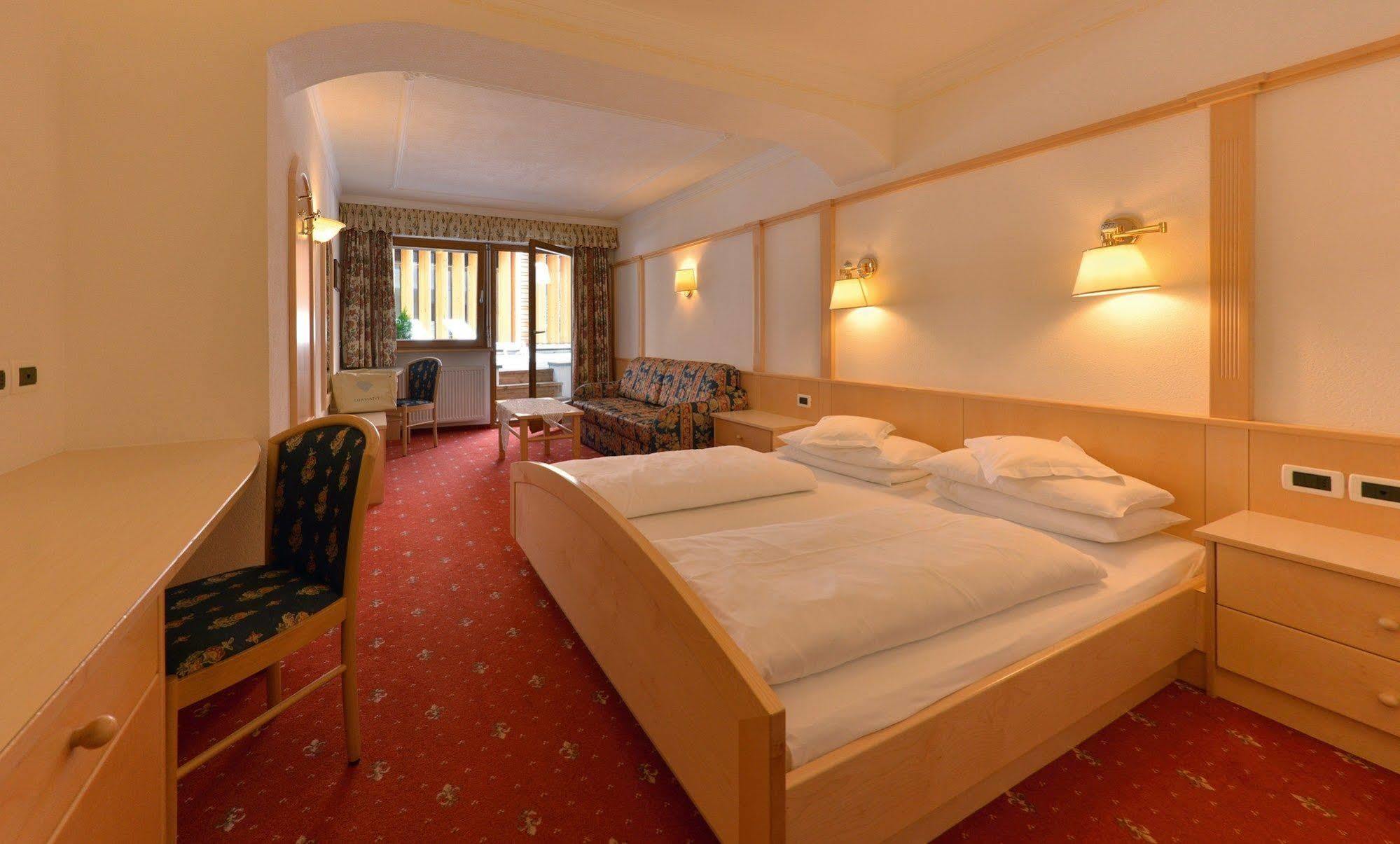 Hotel Diamant San Cassiano  Exterior photo